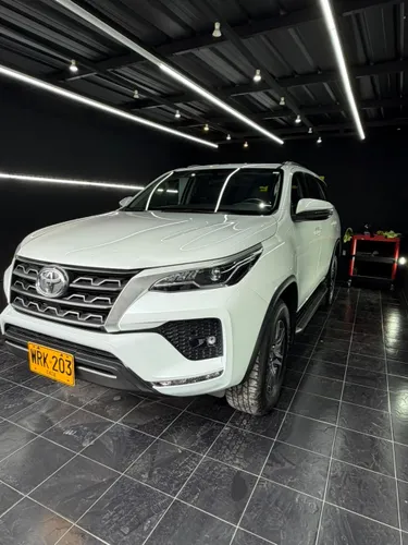 TOYOTA FORTUNER SR 2.8 DIESEL 2027