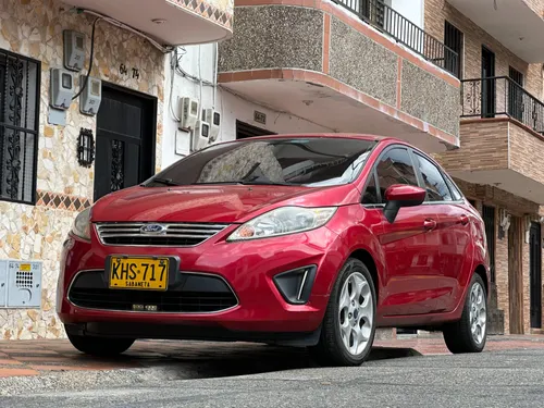 Ford Fiesta SE 2011