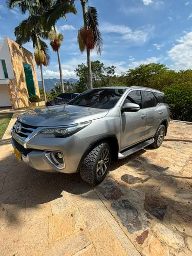 TOYOTA FORTUNER 2017 DIESEL 2.8