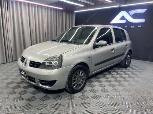 Renault Clio Campus 1.150 Hard Rock Café