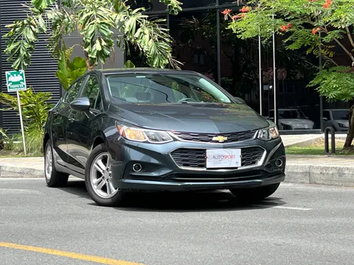 CHEVROLET CRUZE LT 1.4T AT