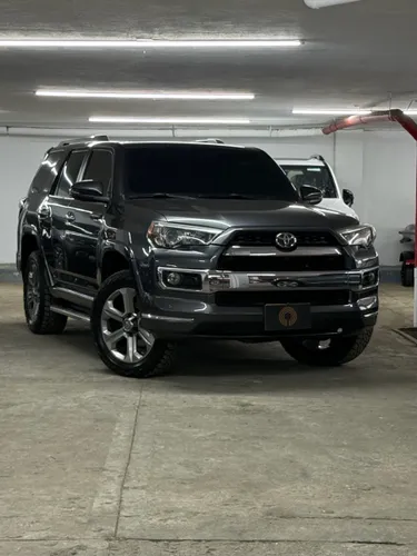 Toyota 4Runner Limited 2017