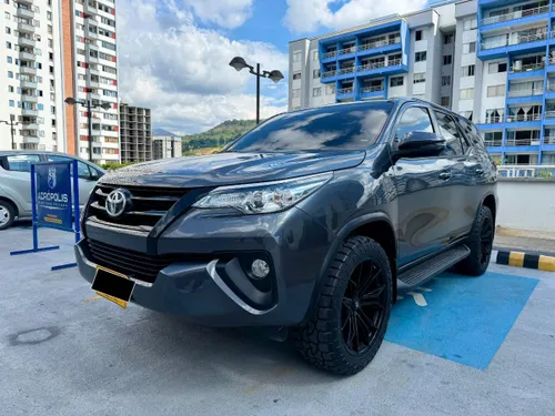Toyota fortuner 2019