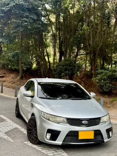 Kia cerato koup 2011