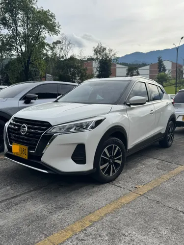 Nissan Kicks Sense