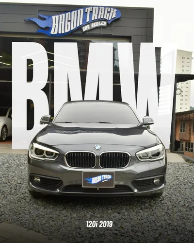 BMW 120i 2019 impecable
