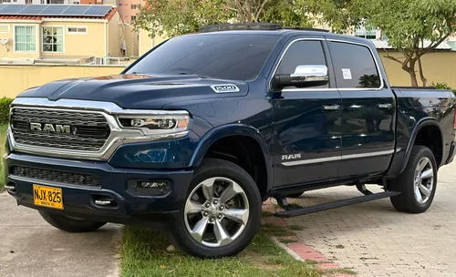 RAM 1500 LIMITED HEMI 5.7 etorque