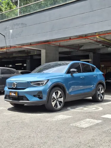 2023 -VOLVO C40 RECHARGE UlTIMATE ELECTRICO