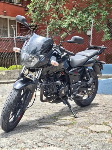 Bajaj pulsar 180 Fi 2023