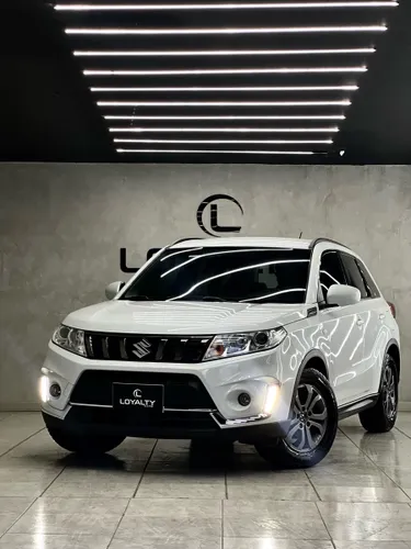 Suzuki Vitara Live