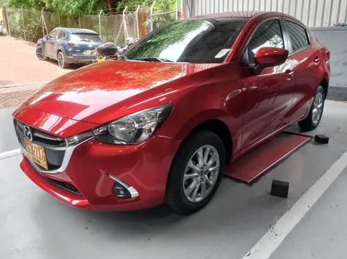 Mazda 2 Touring 2020