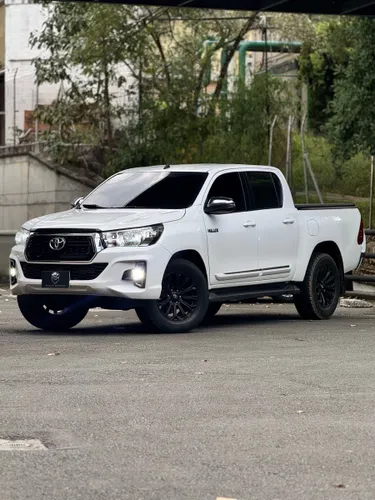 Toyota Hilux SRV 2.8 Diésel Blindaje 2 2019
