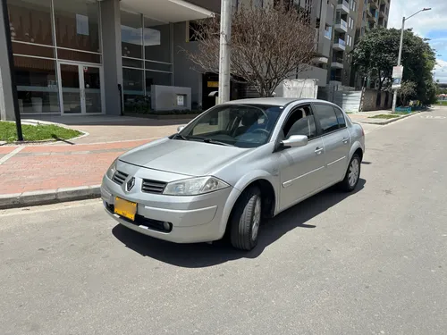 Renault Megane II MT 2.0 Automático