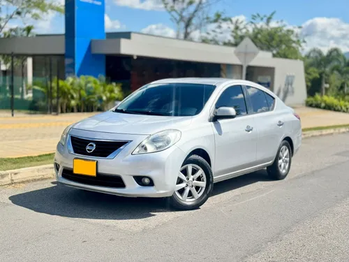 Nissan versa 2014 Automatico