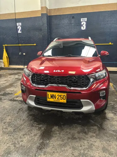 Kia Sonet 2023 Automatica - 26137 km