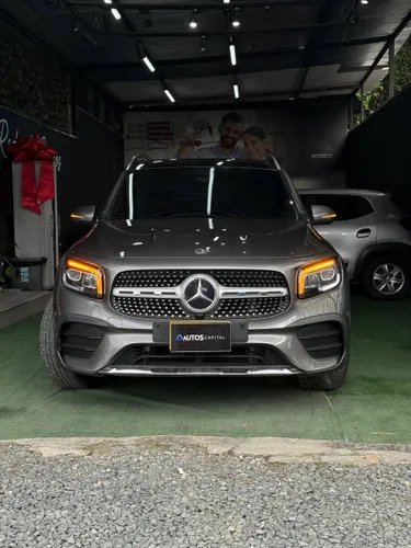 Mercedez Benz GLB 200