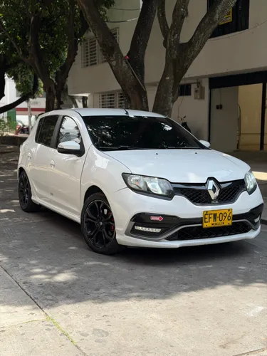 Renault Sandero RS 2017 mecanico en perfecto estado