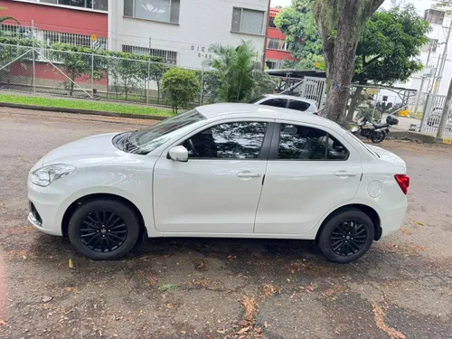 SUZUKI SWIFT DZIRE
