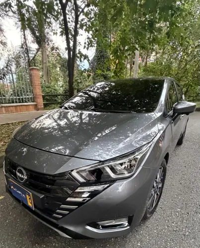 2025 Nissan versa advance 1.6 mecanico