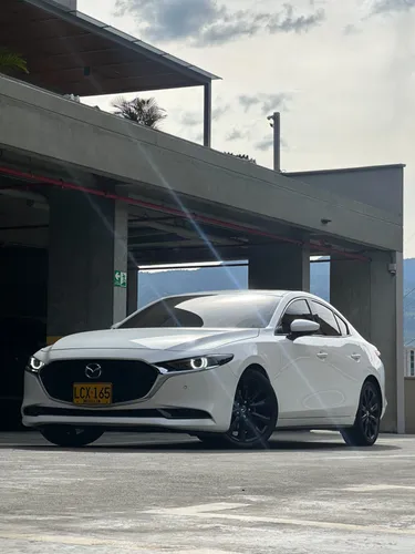Mazda 3 Grand Touring MHEV 2023