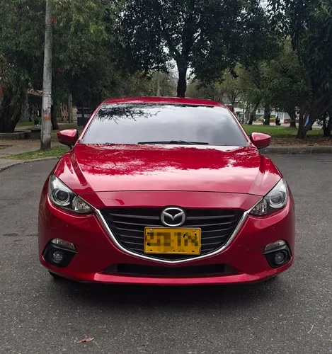 Vendo mazda 3 touring 2015