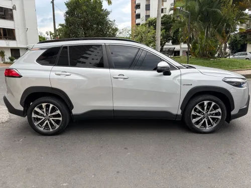 Toyota Corolla Cross híbrida SE-G 2024