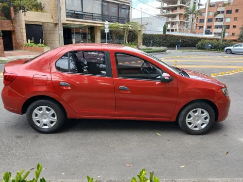 Renault Logan Expression 1.6 Mecanico..