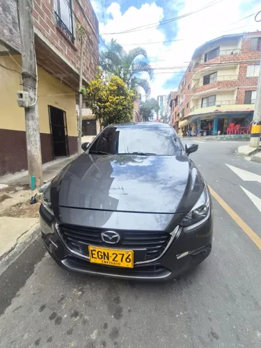 Mazda 3 Touring