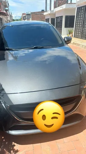Mazda 2 automático touring