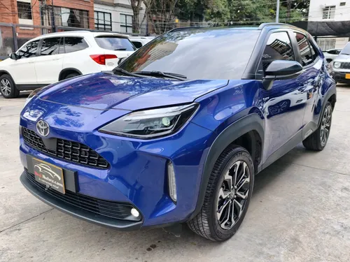 TOYOTA YARIS CROSS XLS HÍBRIDA 1.5 AT 2025