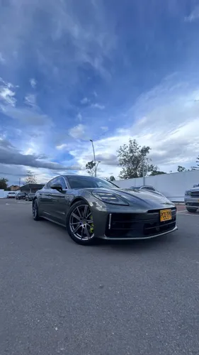 Porsche Panamera 4 E- hybrid