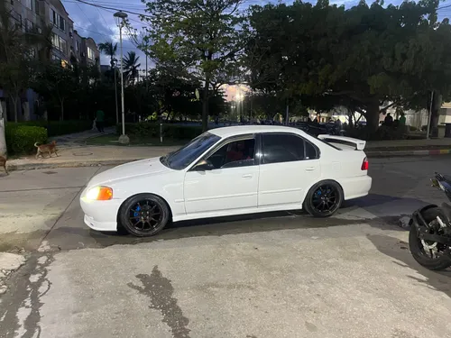 Honda civic 2000