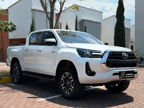 TOYOTA HILUX SRX 2024 BLINDAJE 2 PLUS