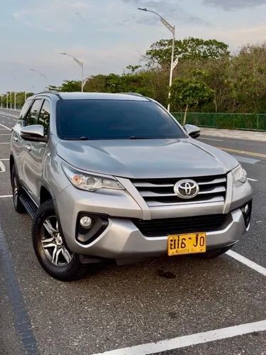 TOYOTA FORTUNER 2018 GASOLINA