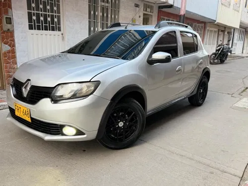 VENDO RENAULT SANDERO 2019