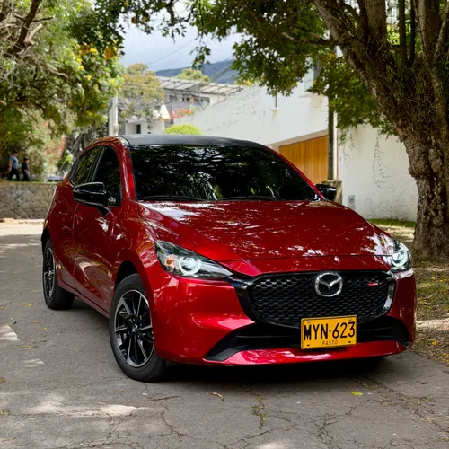 MAZDA 2 CARBON EDITION 2026