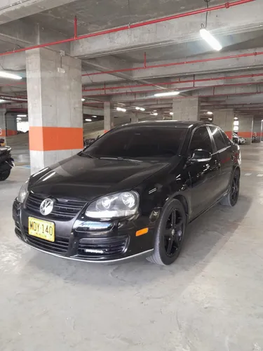 VOLKSWAGEN BORA ACTIVE 2010 AUT