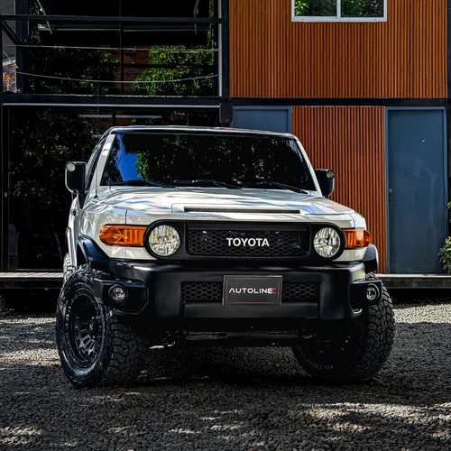 Toyota FJ Cruiser 2014