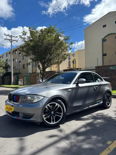 VENDO O PERMUTO BMW 120i CP MOD 2011