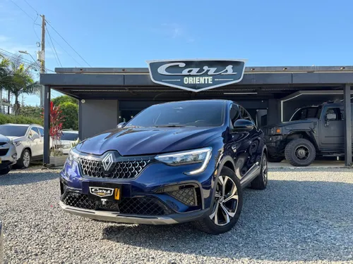 2025 Renault Arkana E-Tech Techno Turbo