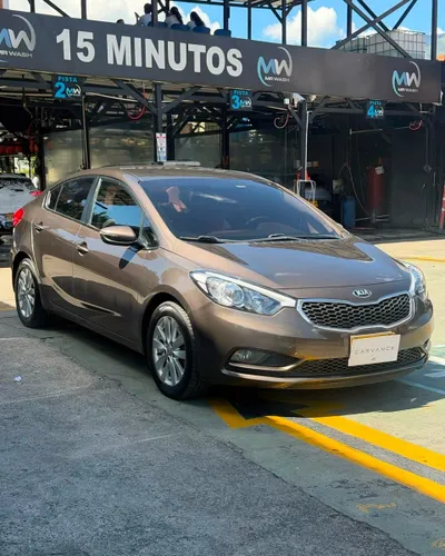 Kia Cerato pro automático 2015