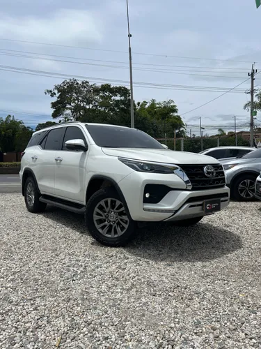 Toyota Fortuner SRV 2.4 Diesel