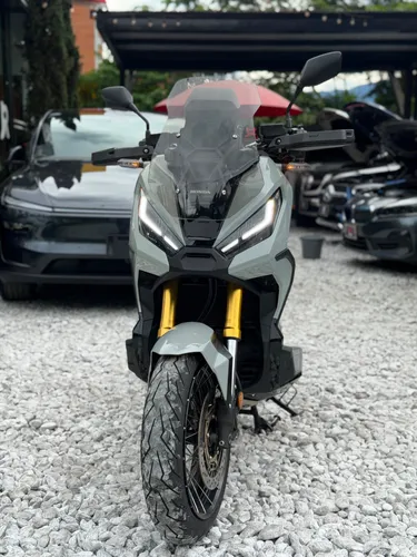 HONDA X-ADV 750 2021