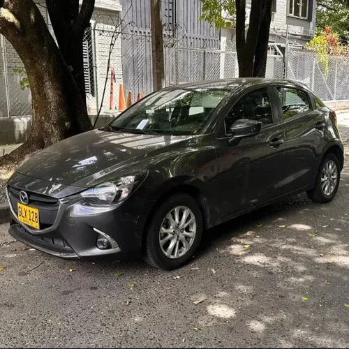 Mazda 2 Touring 2020