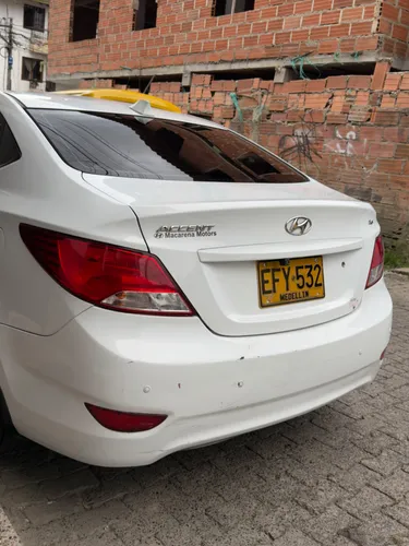 Hyundai i25 Sedán 2017 - 83.932 Km