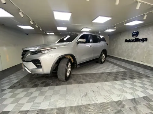 TOYOTA FORTUNER SRV 2.7L - GASOLINA