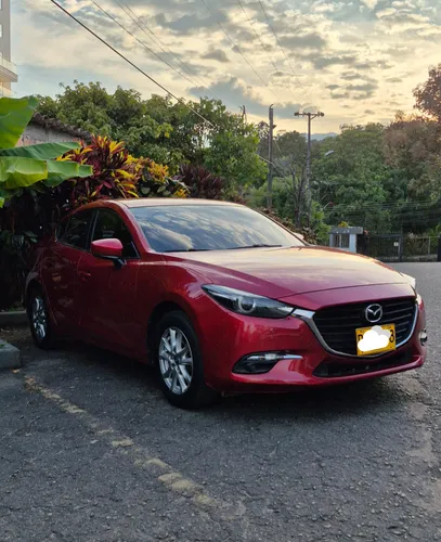 Mazda 3 touring 2019