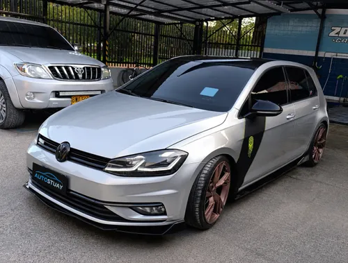 Volkswagen Golf Trendline 1.4 T - 2018  MODIFICADO