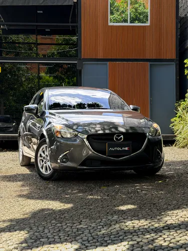 Mazda 2 Touring 2020