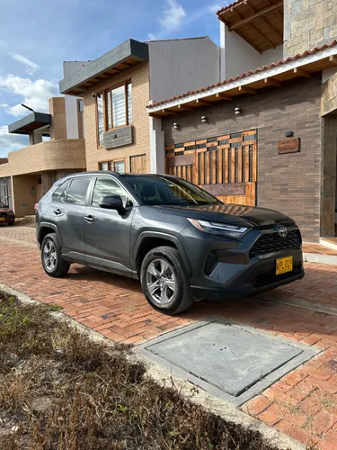 Toyota Rav4 XLE Híbrida 2022